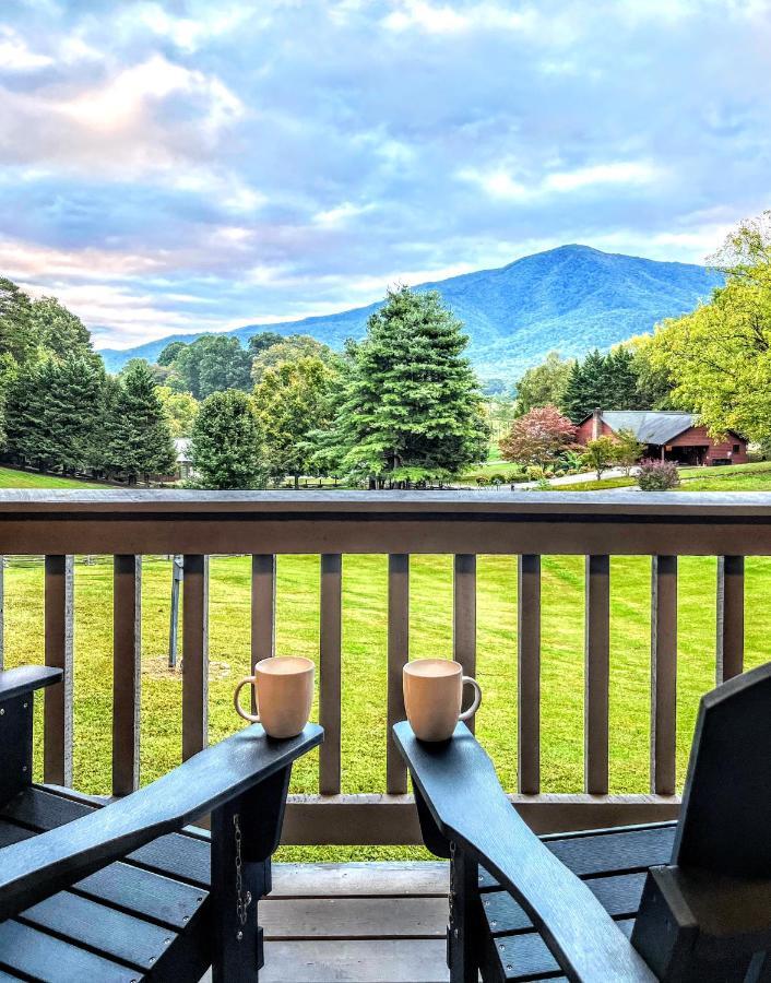 Ole Smoky Bnb - Game Room, Hot Tub, Mtn Views! Pigeon Forge Extérieur photo