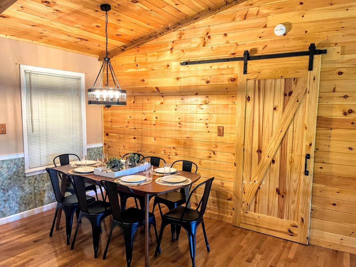 Ole Smoky Bnb - Game Room, Hot Tub, Mtn Views! Pigeon Forge Extérieur photo