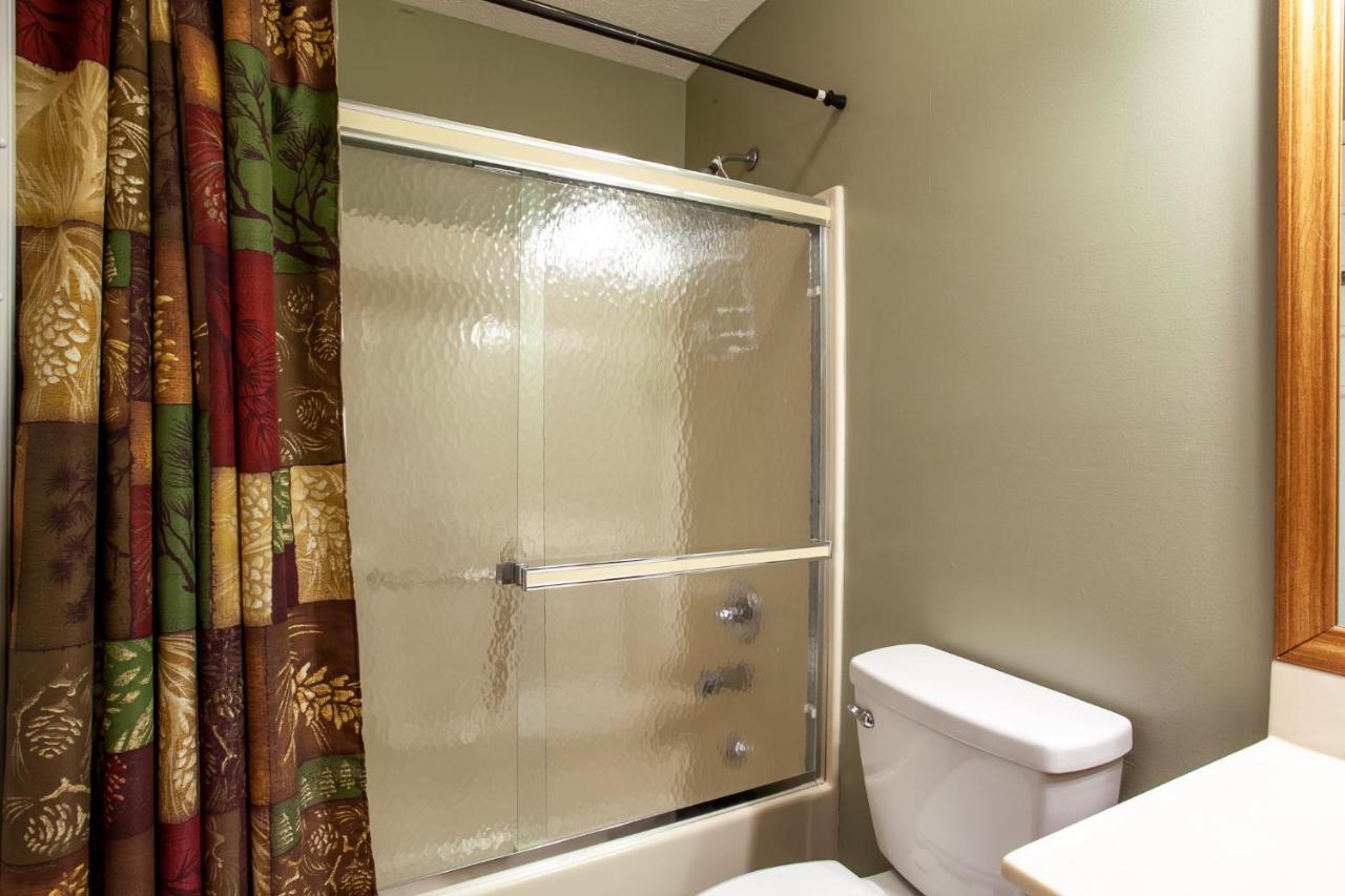 Ole Smoky Bnb - Game Room, Hot Tub, Mtn Views! Pigeon Forge Extérieur photo