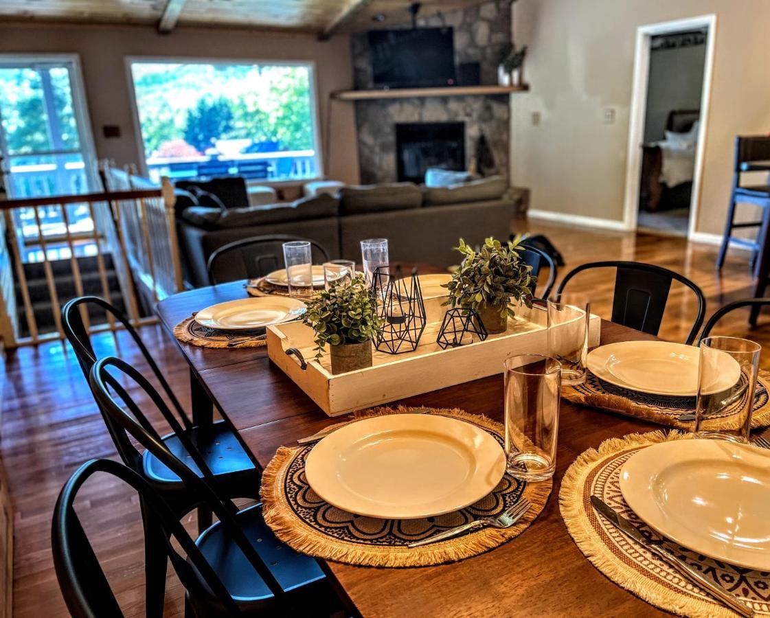Ole Smoky Bnb - Game Room, Hot Tub, Mtn Views! Pigeon Forge Extérieur photo