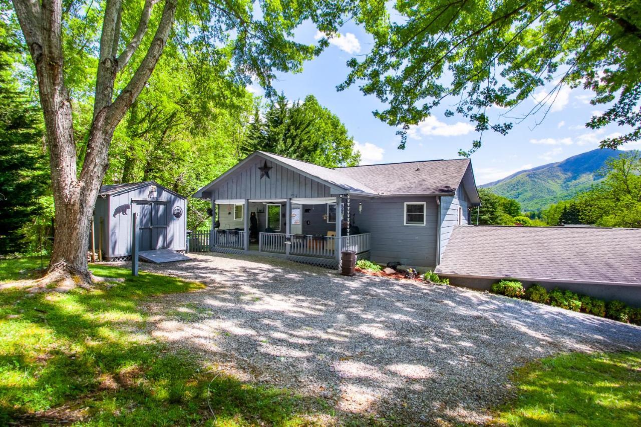 Ole Smoky Bnb - Game Room, Hot Tub, Mtn Views! Pigeon Forge Extérieur photo