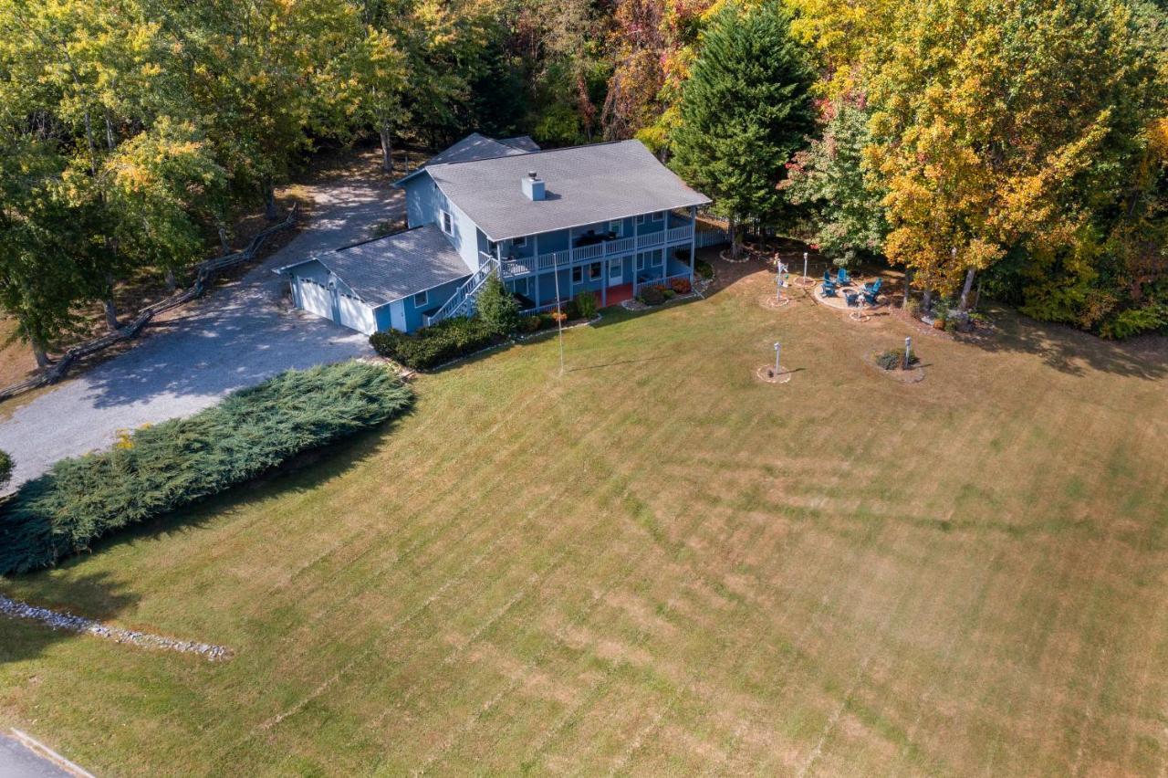 Ole Smoky Bnb - Game Room, Hot Tub, Mtn Views! Pigeon Forge Extérieur photo
